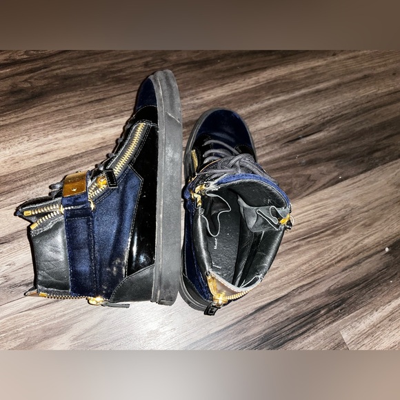 Giuseppe Zanotti Men’s Coby hi-top sneakers - Picture 6 of 7